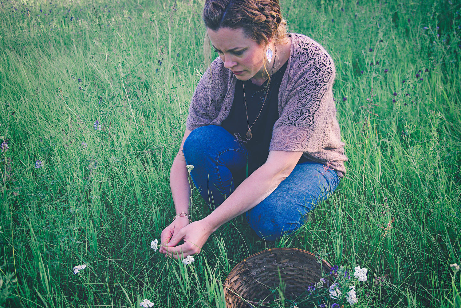 Prairie Wildcrafting in Early Spring