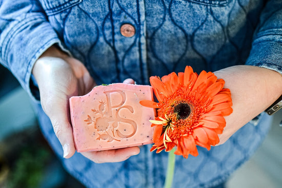 Gardener Bar Soap with Coffee, Lemon and Rhubarb