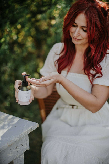 Peony Body Lotion with Bergamot, Geranium &amp; Homegrown Peony